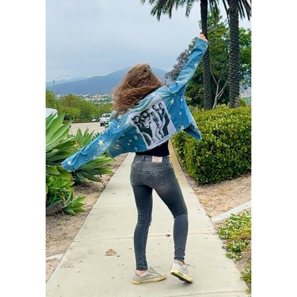 FRIENDS Cuddle Club Upcycled Vintage Retro Denim Star Studded Denim Jacket Sz L